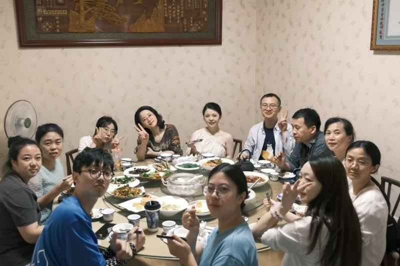 Ningbo Purly Imp. & Exp. Co., Ltd. organise un voyage de consolidation d'équipe des employés à Dali, améliorant la cohésion de l'équipe et la culture d'entreprise