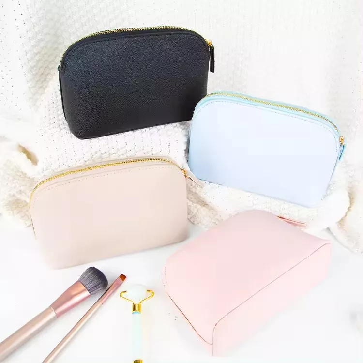 Trousse de maquillage en cuir