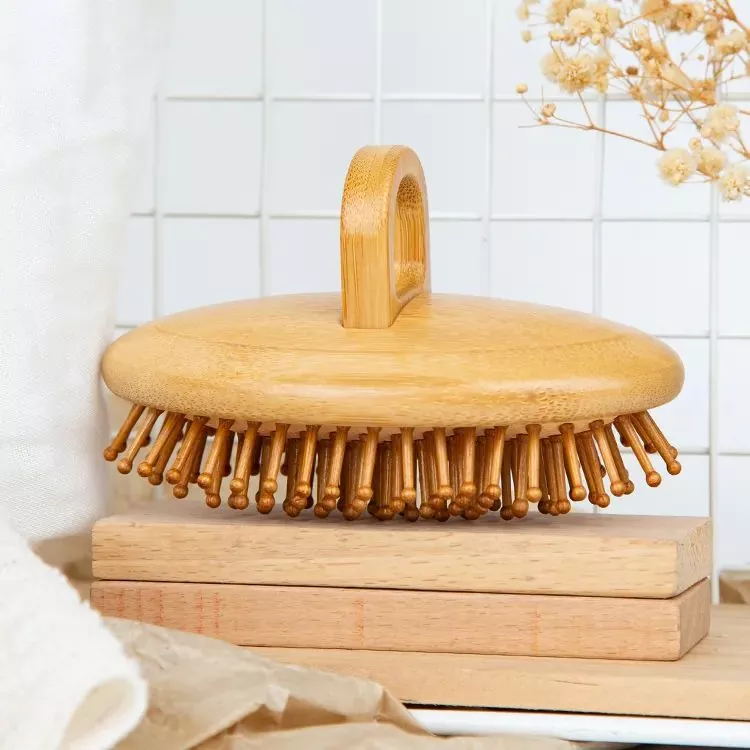 Mini brosse à cheveux en bambou