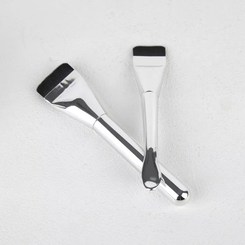 Pinceaux de maquillage simples pour fond de teint