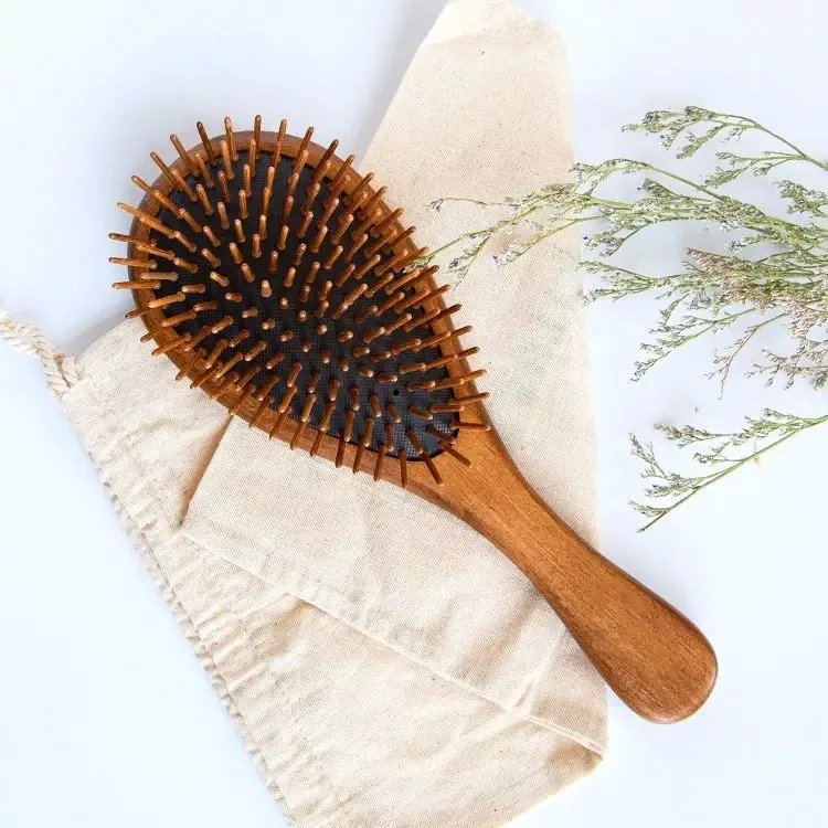 Brosse à cheveux démêlante en bois